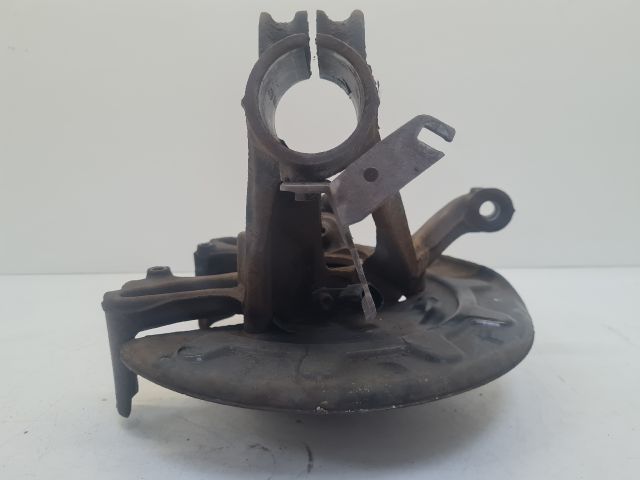 bontott VW GOLF VII Bal első Csonkállvány Kerékaggyal