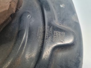 bontott VW GOLF VII Bal első Csonkállvány Kerékaggyal