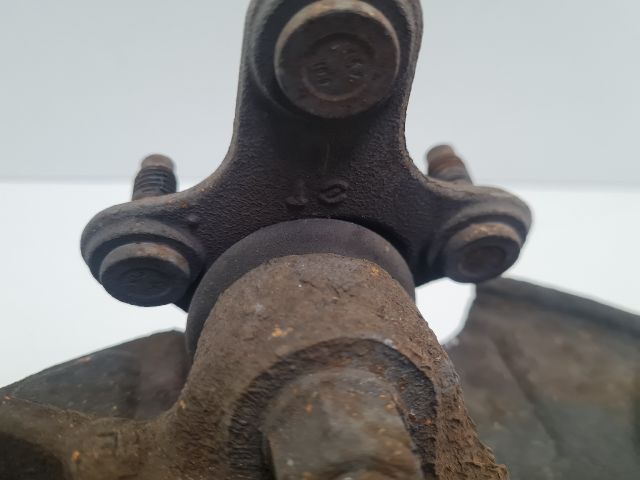 bontott VW GOLF VII Bal első Csonkállvány Kerékaggyal