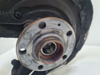 bontott VW GOLF VII Bal első Csonkállvány Kerékaggyal