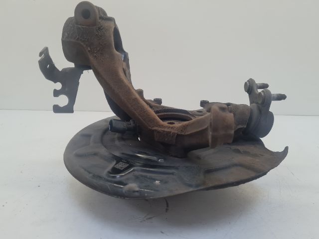 bontott VW GOLF VII Bal első Csonkállvány Kerékaggyal