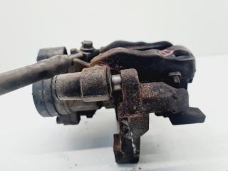 bontott VW GOLF VII Bal hátsó Féknyereg Munkahengerrel