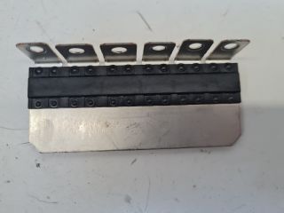 bontott VW GOLF VII Biztosítéktábla Motortér