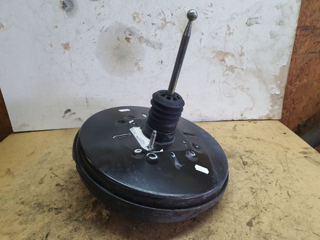 bontott VW GOLF VII Fékrásegítő