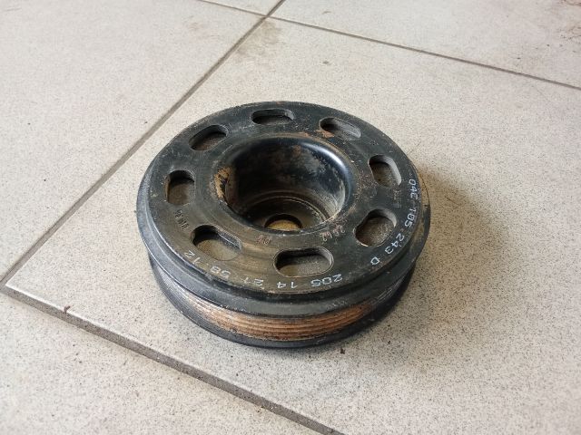 bontott VW GOLF VII Főtengely Szíjtárcsa