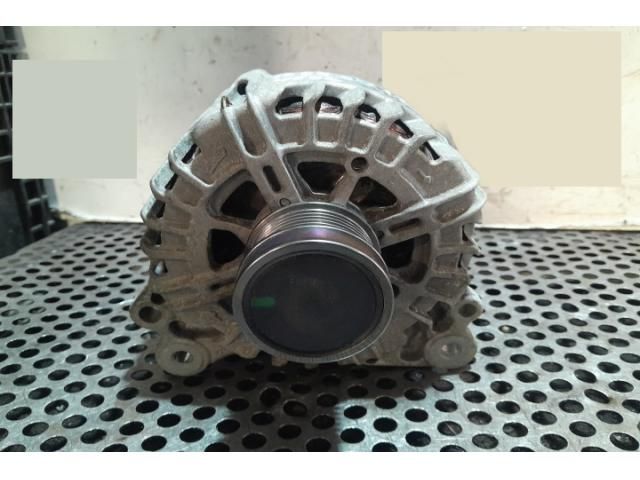 bontott VW GOLF VII Generátor