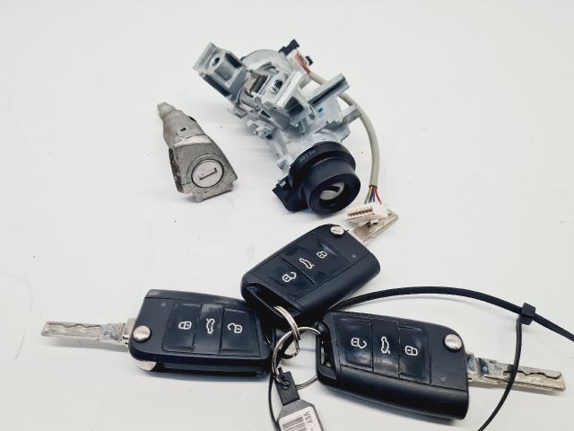 bontott VW GOLF VII Gyújtáskapcsoló Házzal