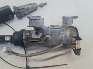 bontott VW GOLF VII Gyújtáskapcsoló Házzal