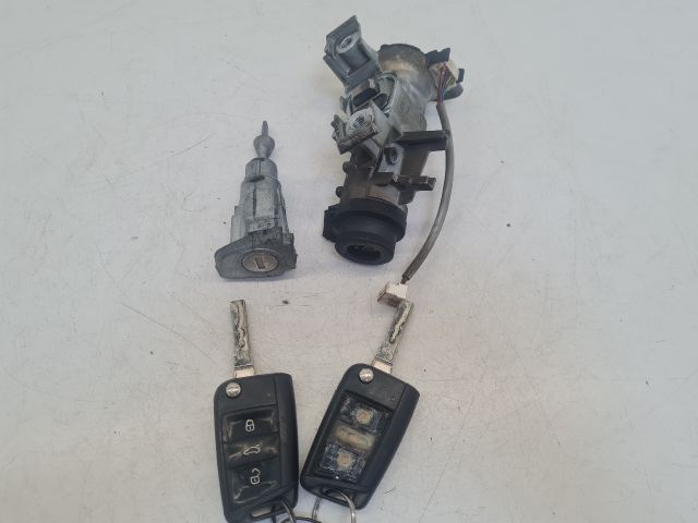 bontott VW GOLF VII Gyújtáskapcsoló Házzal