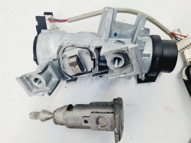 bontott VW GOLF VII Gyújtáskapcsoló Házzal