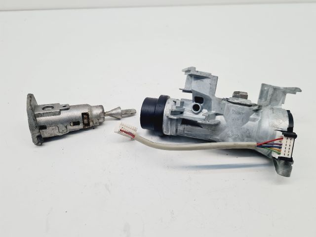 bontott VW GOLF VII Gyújtáskapcsoló Házzal