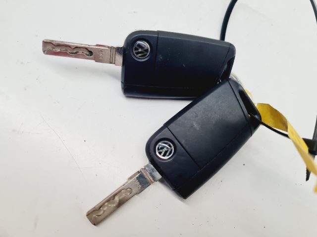 bontott VW GOLF VII Gyújtáskapcsoló Házzal