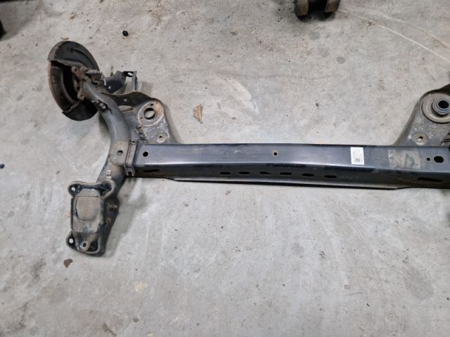 bontott VW GOLF VII Hátsó Híd (Tárcsafékes)