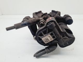 bontott VW GOLF VII Jobb hátsó Féknyereg Munkahengerrel