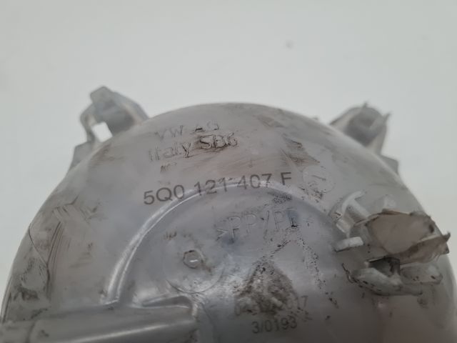 bontott VW GOLF VII Kiegyenlítő Tartály