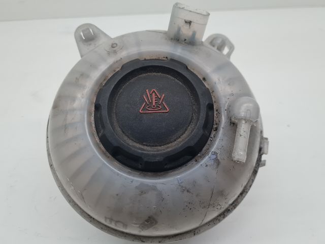 bontott VW GOLF VII Kiegyenlítő Tartály