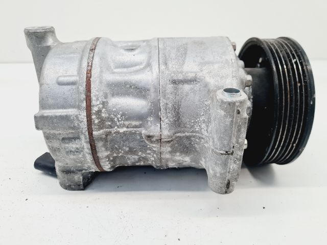 bontott VW GOLF VII Klímakompresszor