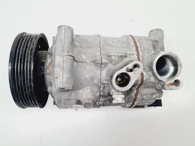bontott VW GOLF VII Klímakompresszor