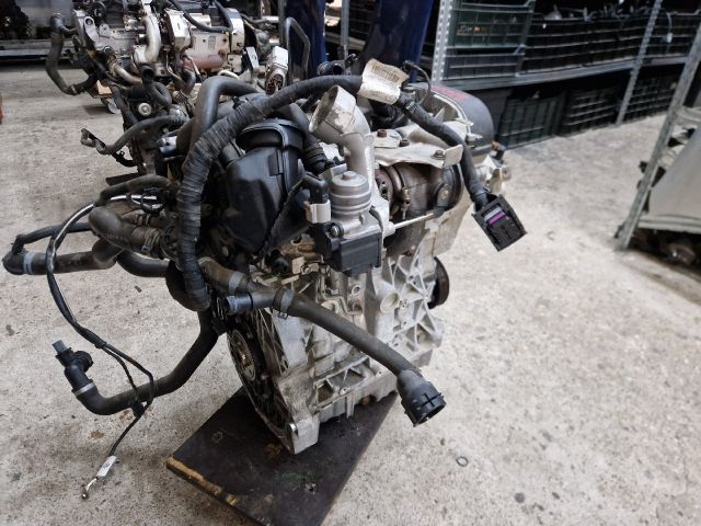 bontott VW GOLF VII Komplett Motor (Segédberendezésekkel)