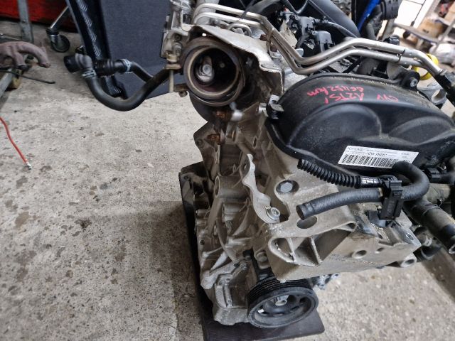 bontott VW GOLF VII Komplett Motor (Segédberendezésekkel)