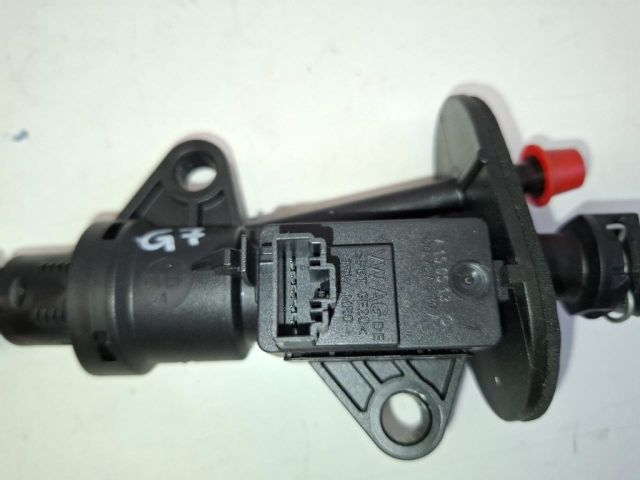 bontott VW GOLF VII Kuplung Munkahenger