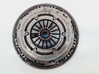 bontott VW GOLF VII Kuplung Szett Lendkerékkel