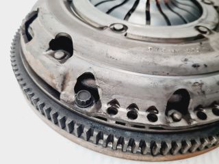 bontott VW GOLF VII Kuplung Szett Lendkerékkel