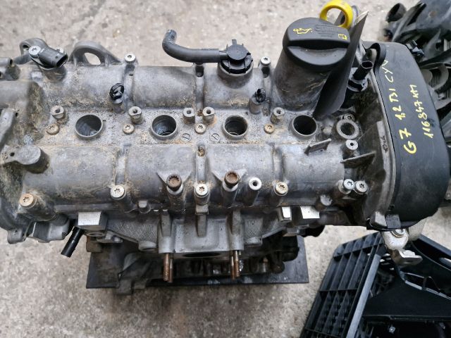 bontott VW GOLF VII Motor (Fűzött blokk hengerfejjel)
