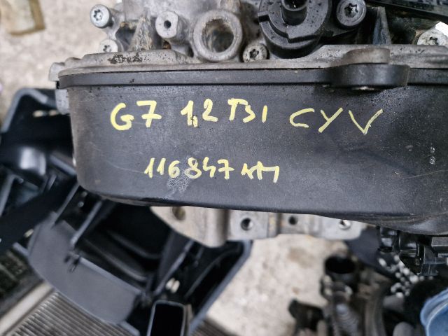 bontott VW GOLF VII Motor (Fűzött blokk hengerfejjel)