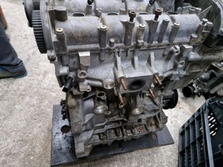 bontott VW GOLF VII Motor (Fűzött blokk hengerfejjel)