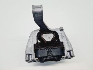 bontott VW GOLF VII Motor Tartó Bak (Fém)