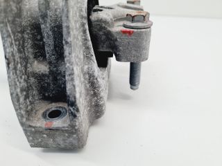 bontott VW GOLF VII Motor Tartó Bak (Fém)