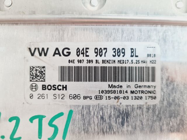 bontott VW GOLF VII Motorvezérlő