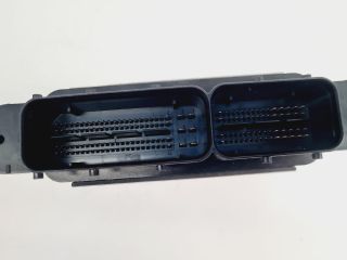 bontott VW GOLF VII Motorvezérlő