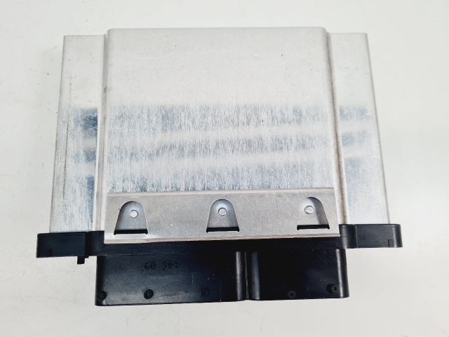 bontott VW GOLF VII Motorvezérlő