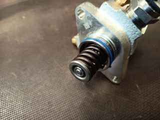 bontott VW GOLF VII Nagynyomású Szivattyú