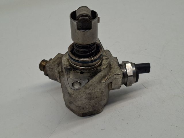 bontott VW GOLF VII Nagynyomású Szivattyú