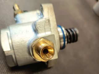 bontott VW GOLF VII Nagynyomású Szivattyú