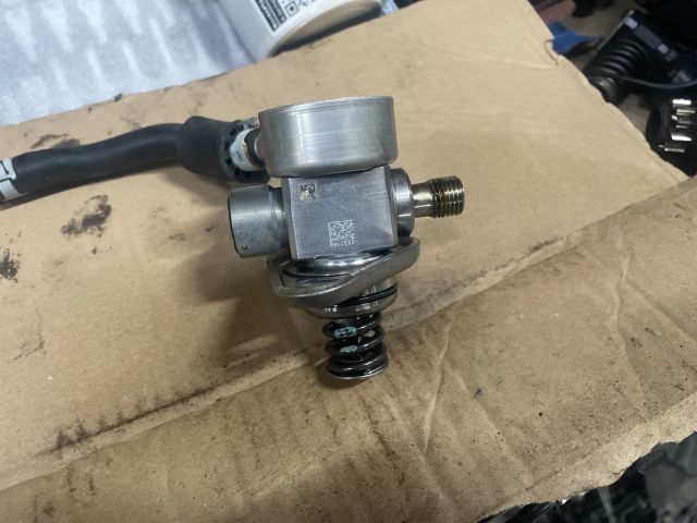 bontott VW GOLF VII Nagynyomású Szivattyú