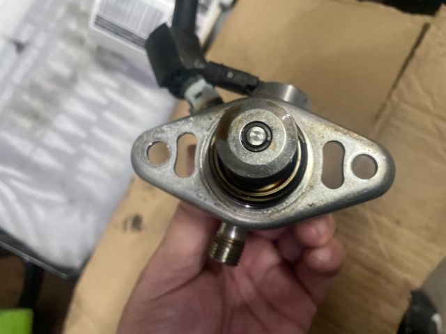 bontott VW GOLF VII Nagynyomású Szivattyú