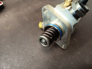 bontott VW GOLF VII Nagynyomású Szivattyú