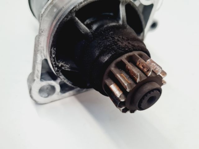 bontott VW GOLF VII Önindító