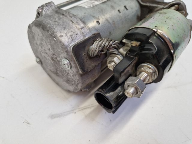 bontott VW GOLF VII Önindító