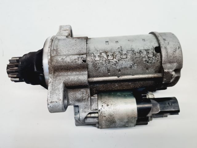 bontott VW GOLF VII Önindító