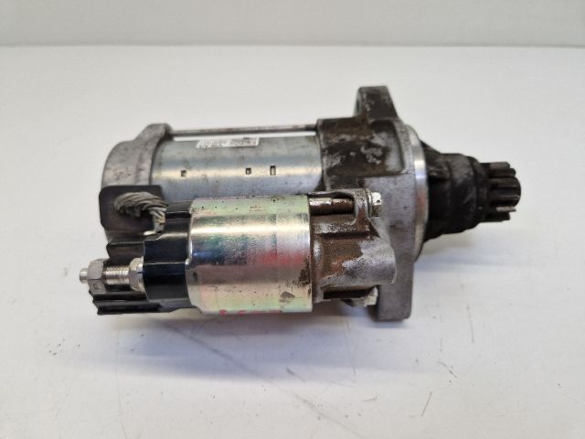 bontott VW GOLF VII Önindító