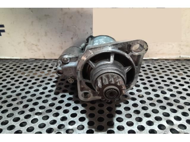 bontott VW GOLF VII Önindító