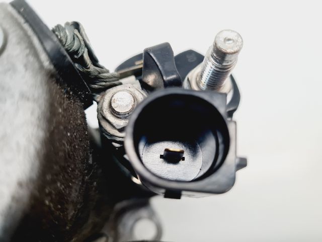 bontott VW GOLF VII Önindító