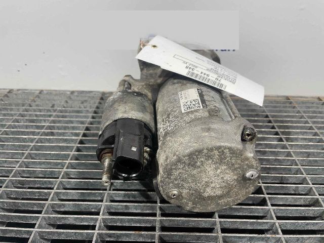 bontott VW GOLF VII Önindító