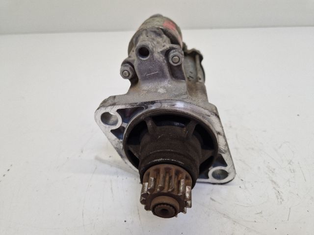 bontott VW GOLF VII Önindító