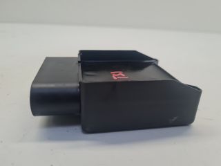 bontott VW GOLF VII Üzemanyag Szivattyú Relé